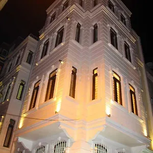 Taksim Tulip Residences & 3* İstanbul